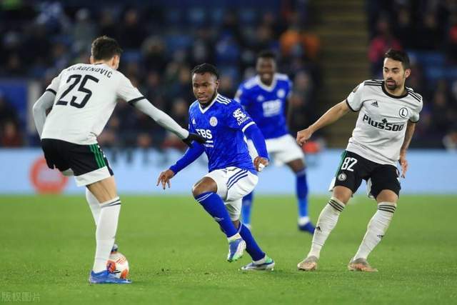 亚马尔上赛季踢50场仅伤缺1场 本赛季已2次受伤