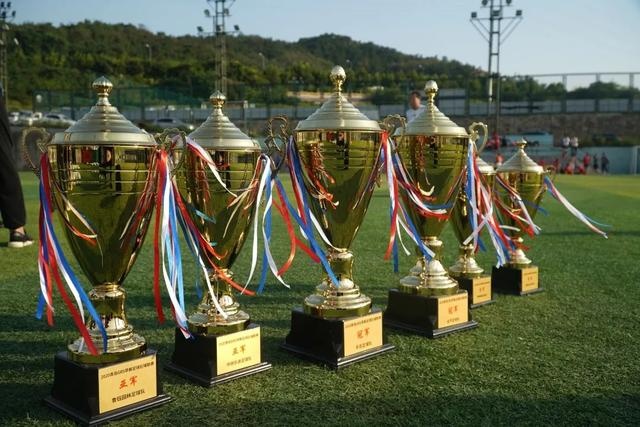 胡金秋19分赵继伟17分4助 广厦力克辽宁4连胜